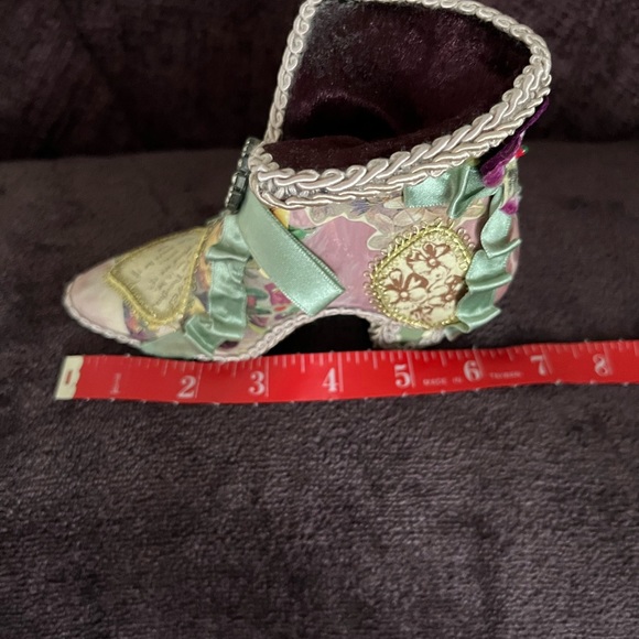 WAYNE M. KLESKI VICTORIAN SHOE - Picture 6 of 7